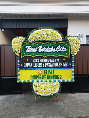 Papan Bunga Duka di Tayando Yamtel
