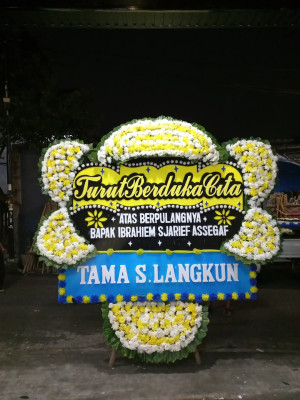 Papan Bunga Duka di Tayando Yamtel