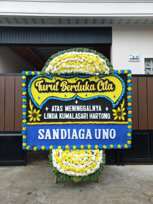 Papan Bunga Duka di Tayando Yamtel